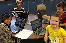 We love chromebooks! We love chromebooks!